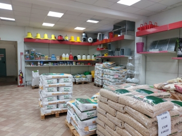 PUNTO VENDITA e UFFICI