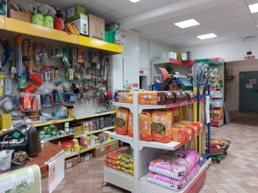 PUNTO VENDITA e UFFICI